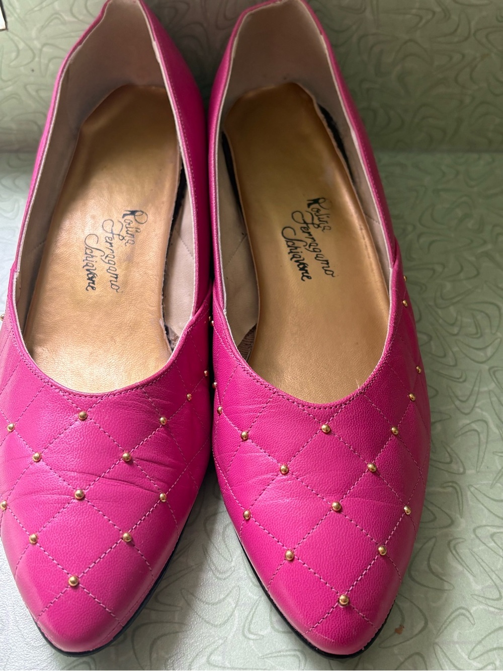 Vtg Rosina Ferragamo Schiavone Pink Quilted leather studded heels, Italy Sz 10 M